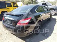 2011 Nissan MAXIMA photo