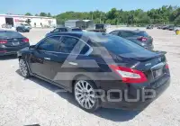 2011 Nissan MAXIMA photo