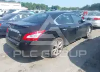 2011 Nissan MAXIMA photo