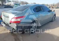 2011 Nissan MAXIMA photo