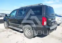 2011 Nissan PATHFINDER photo