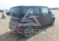 2011 Nissan Cube photo