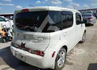 2011 Nissan Cube photo