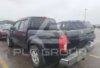2011 Nissan FRONTIER фото