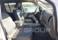 2011 Nissan FRONTIER фото