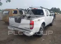 2011 Nissan FRONTIER photo