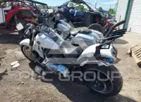 2011 Harley-Davidson FLSTFB фото