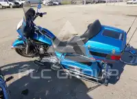 2011 Harley-Davidson FLHTCU фото