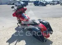 2011 Harley-Davidson FLHX фото