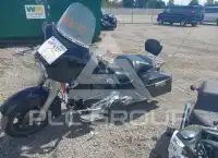 2011 Harley-Davidson FLHX фото