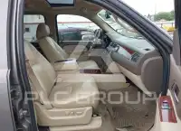 2011 Chevrolet Suburan фото