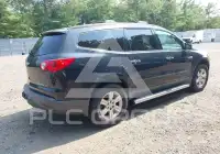 2011 Chevrolet TRAVERSE photo