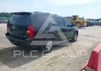 2011 Chevrolet Suburan photo