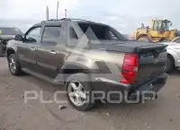 2011 Chevrolet Avalanche photo