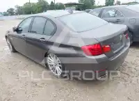 2011 BMW 550 фото