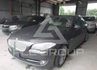 2011 BMW 550 фото