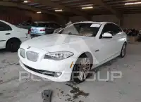 2011 BMW 550 photo