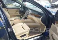 2011 BMW 550 photo