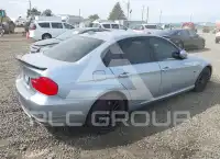 2011 BMW 330 photo