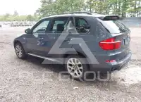 2011 BMW X5 фото
