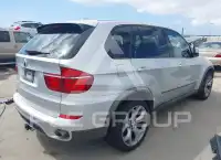 2011 BMW X5 фото