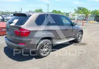2011 BMW X5 photo
