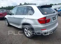 2011 BMW X5 фото