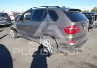 2011 BMW X5 фото