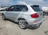 2011 BMW X5 фото