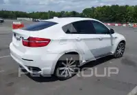 2011 BMW X6 фото