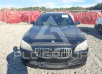 2011 BMW 750 фото