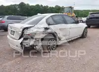 2011 BMW 328 фото