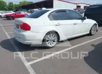 2011 BMW 328 photo