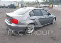 2011 BMW 328 photo