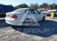 2011 BMW 328 фото