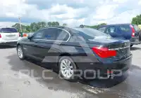 2011 BMW 750 photo