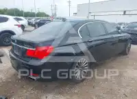 2011 BMW 750 фото