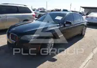 2011 BMW 750 фото