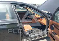 2011 BMW 750 фото