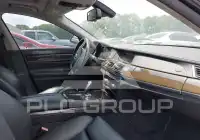 2011 BMW 750 photo