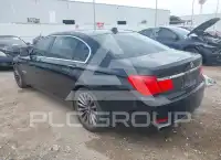 2011 BMW 750 фото