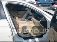 2011 BMW 528 фото