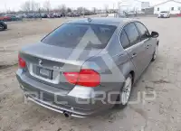 2011 BMW 335 photo