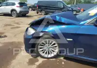 2011 BMW 335 photo