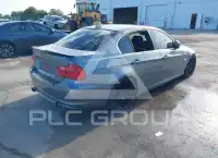 2011 BMW 335 photo