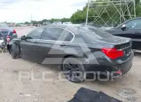 2011 BMW 740 фото