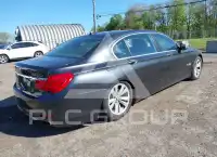 2011 BMW 740 фото