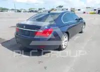 2011 BMW 740 фото