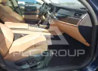2011 BMW 740 фото