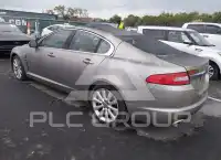 2011 Jaguar XF photo